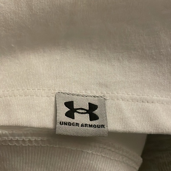 Under Armour Boxy Crop Short Sleeve White T-Shirt - Picture 7 of 7